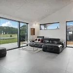 3 Bedroom Stunning In