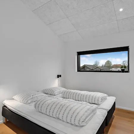 بيت للعطل 3 Bedroom Stunning In *
