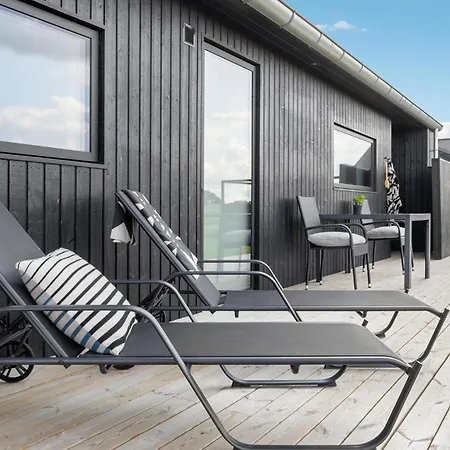 3 Bedroom Stunning In Prázdninový dům *