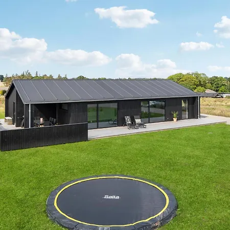 3 Bedroom Stunning In Holiday home Haderslev